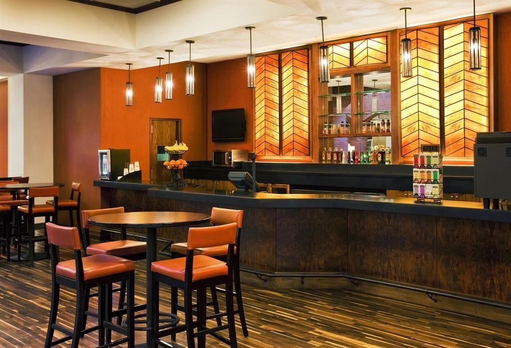 Philadelphia Marriott Old City Экстерьер фото