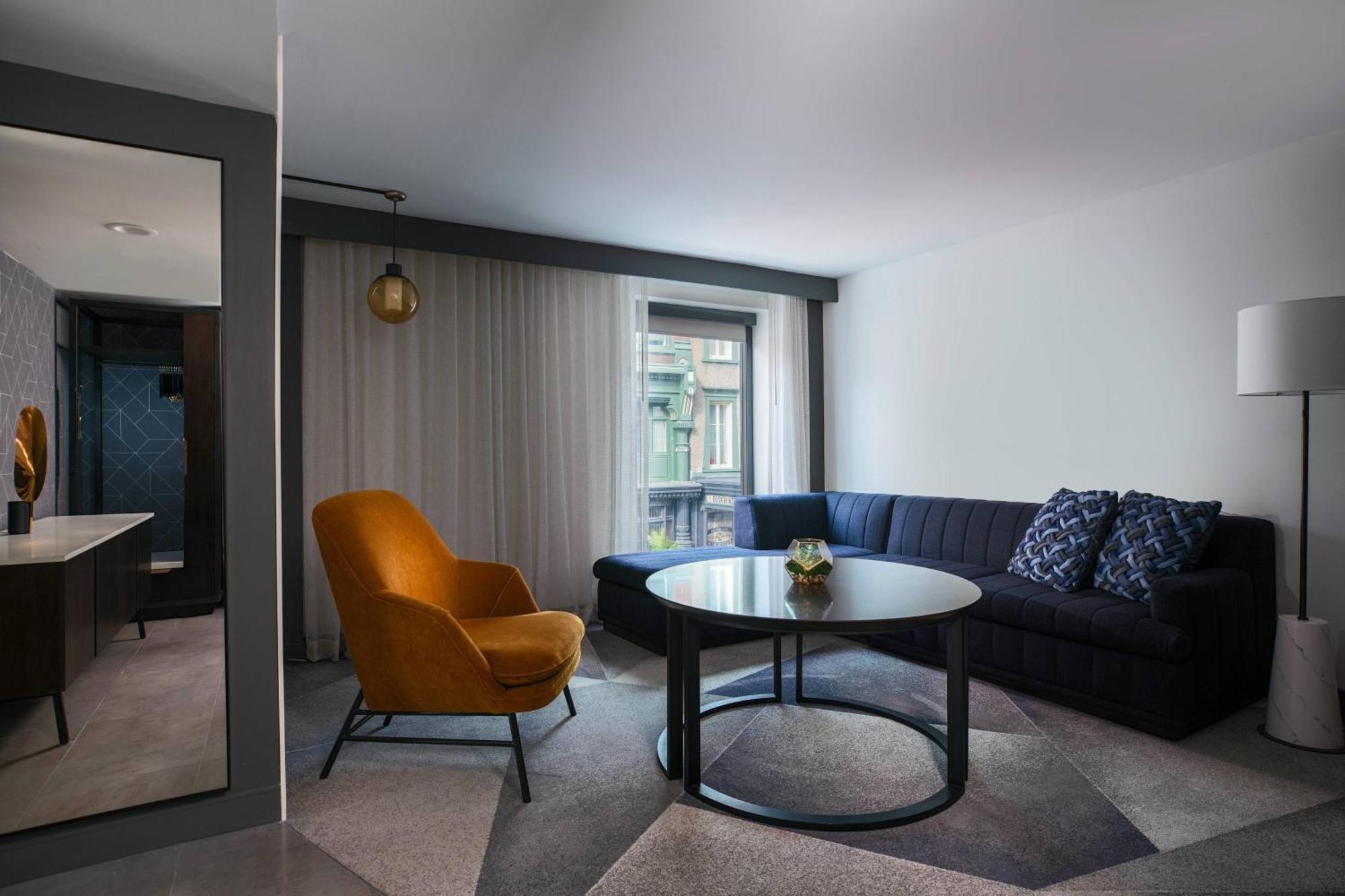 Philadelphia Marriott Old City Экстерьер фото
