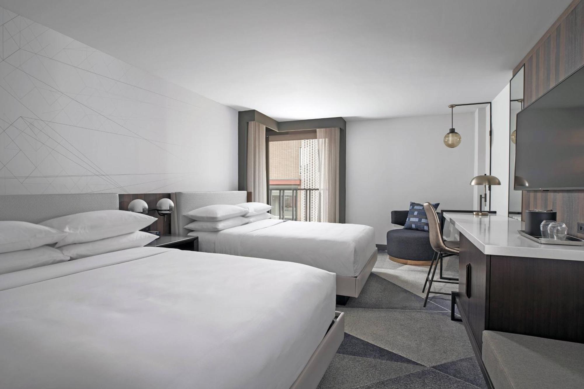 Philadelphia Marriott Old City Экстерьер фото