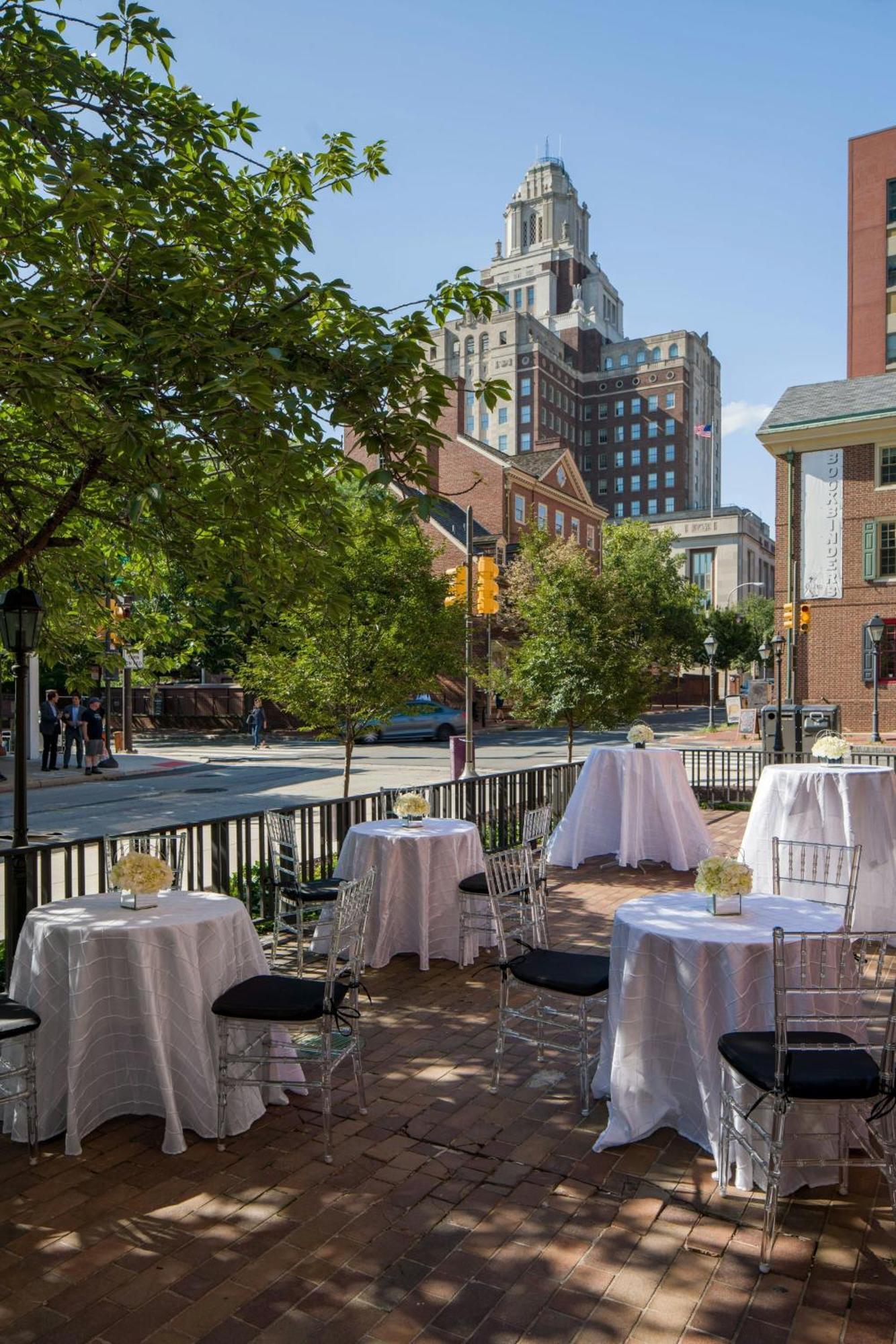Philadelphia Marriott Old City Экстерьер фото